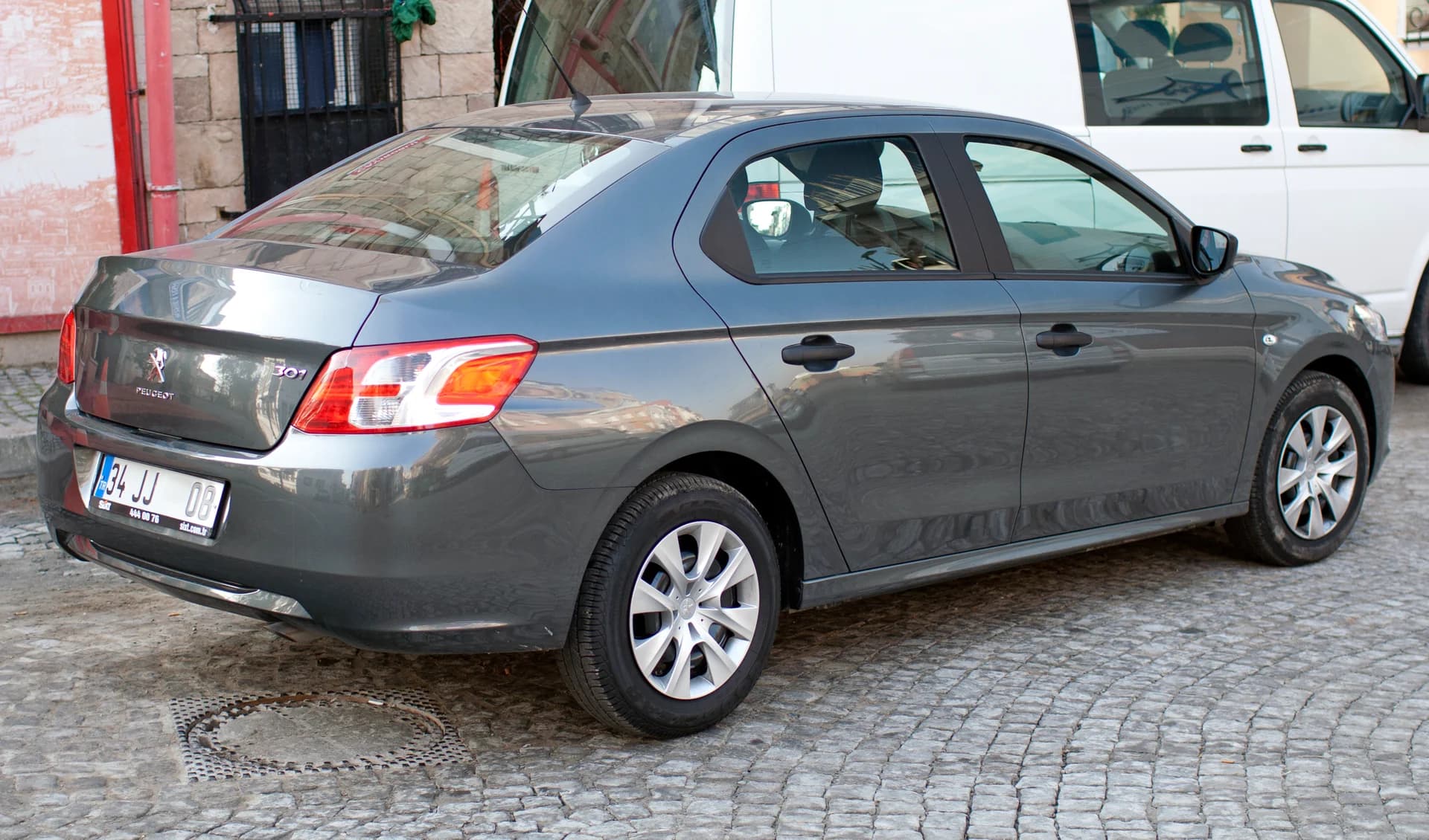 Peugeot 301 2018 — 1/5