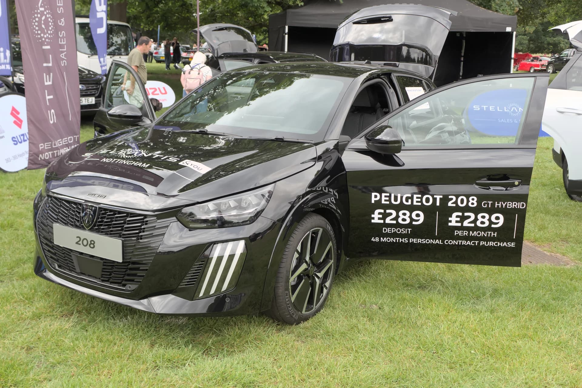 Peugeot 208 2012 — 5/5